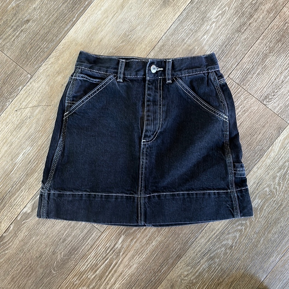 TOP SHOP black denim mini skirt women’s size 4